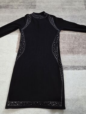 Black Long-Sleeve Stud Embellished Bodycon Dress